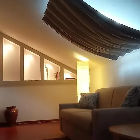 Mansardato Ipatrizi Монкальери