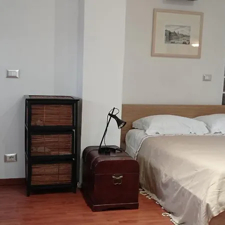 Apartament Mansardato Ipatrizi *